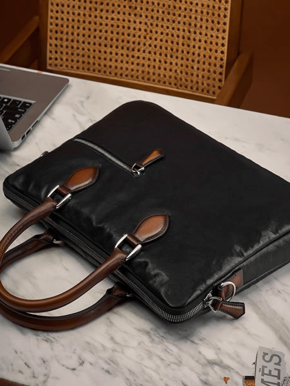 Borsa porta laptop classica nera in pelle di vitello importata da 15 pollici