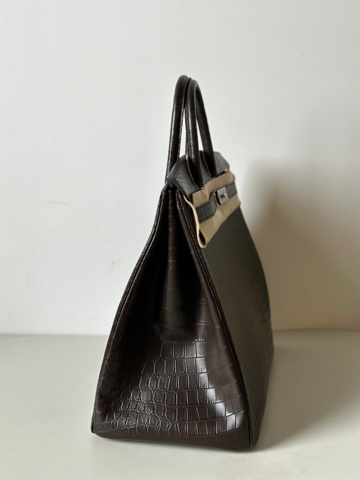 Preorder Genuine Nile Crocodile Skin Leather 45cm Oversized Padlock Business Handbags Office Bags