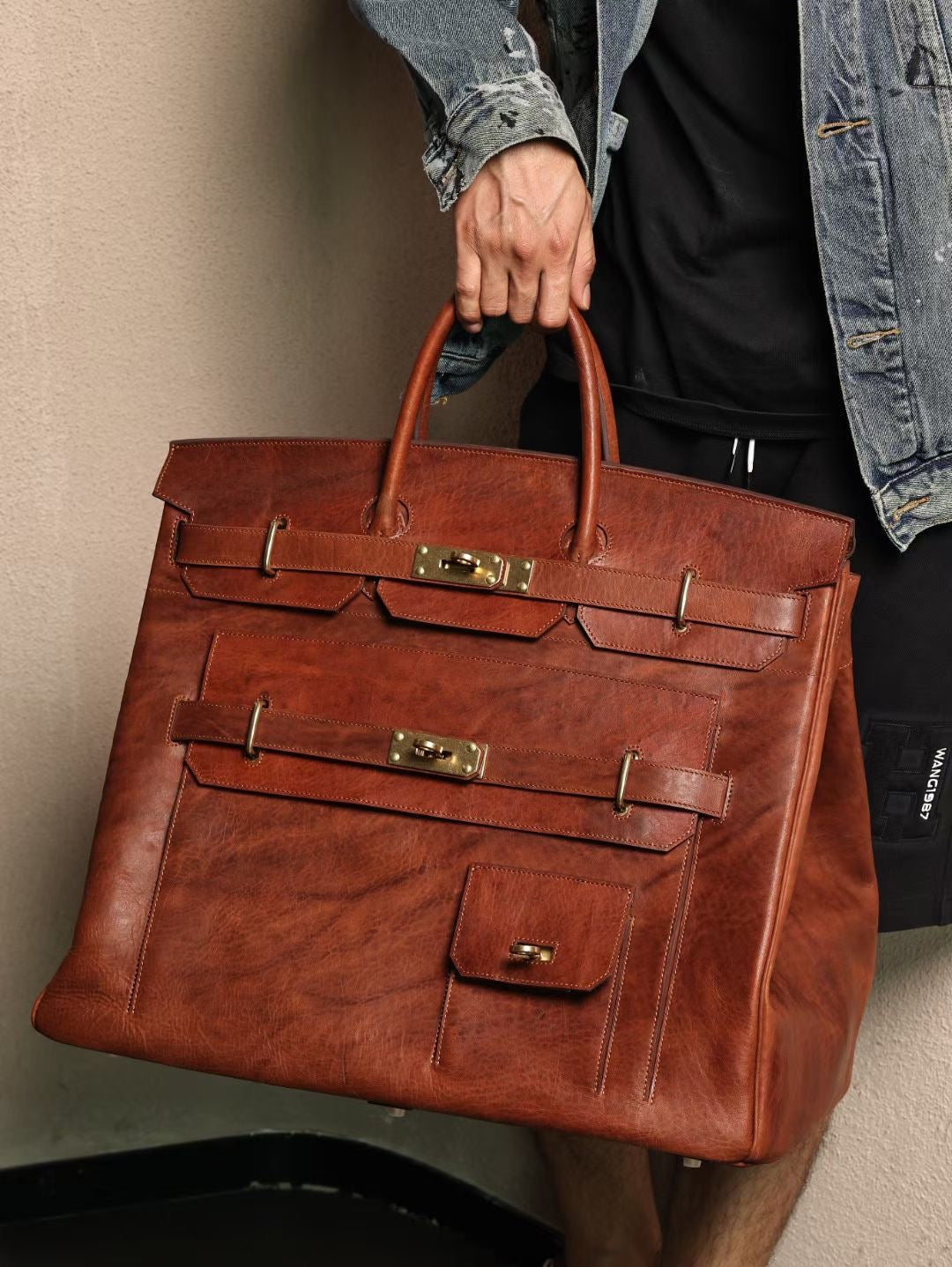 Genine Washed Vintage Cordovan Leather Extra Large Super Big Bag, Jumbo Storage Padlock Business Handbags Office Business Travel Bags