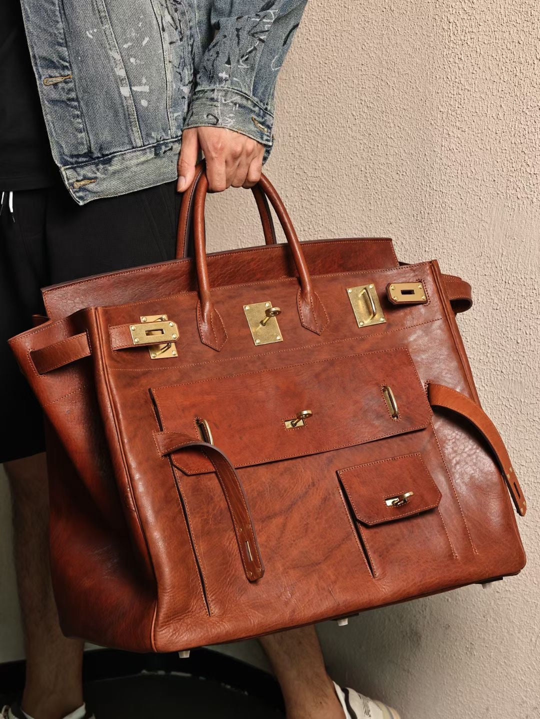 Genine Washed Vintage Cordovan Leather Extra Large Super Big Bag, Jumbo Storage Padlock Business Handbags Office Business Travel Bags