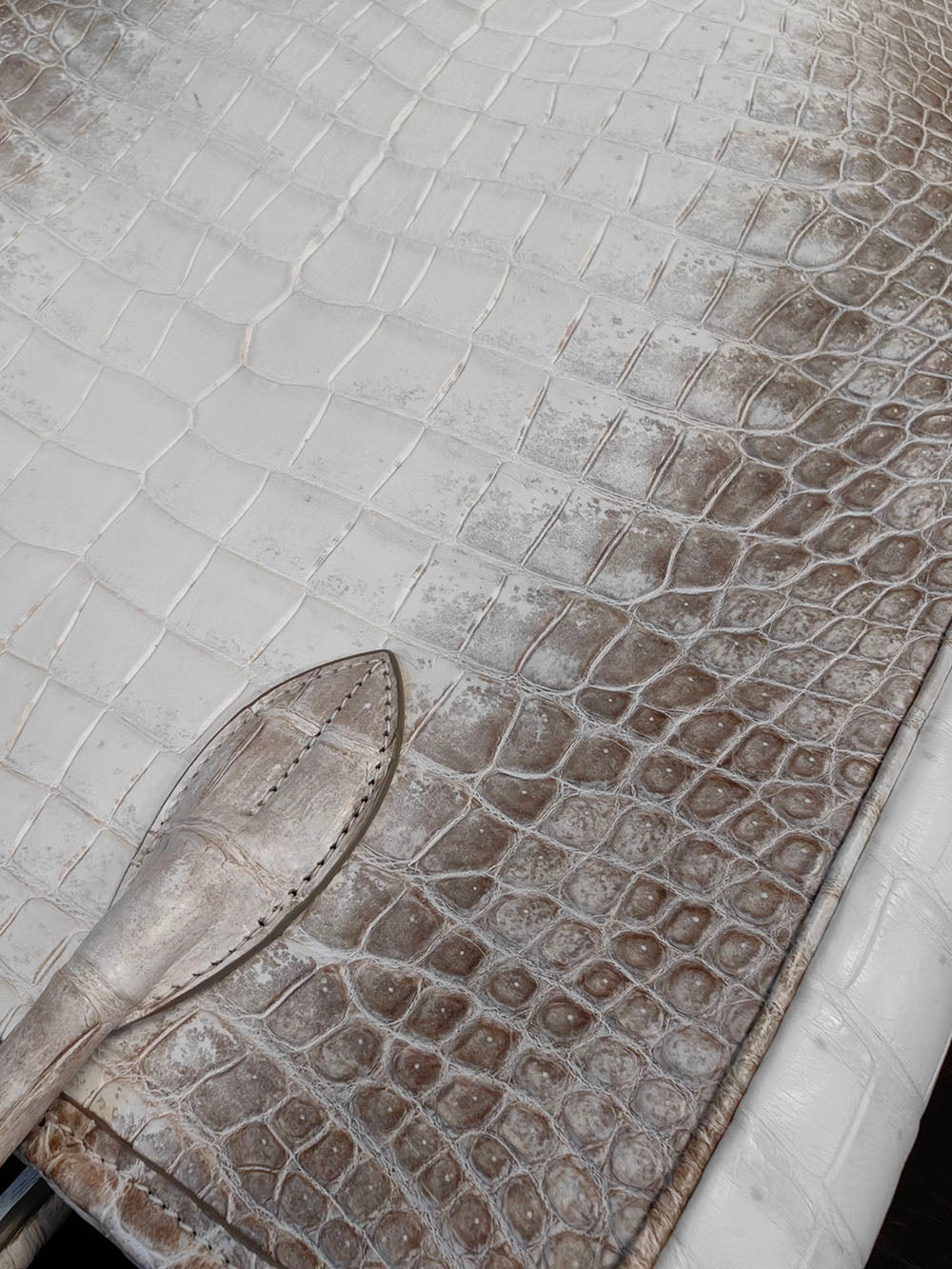 Unisex Large Crocodile Leather Laptop Business Briefcase Shopper Tote Bag Himalaya White