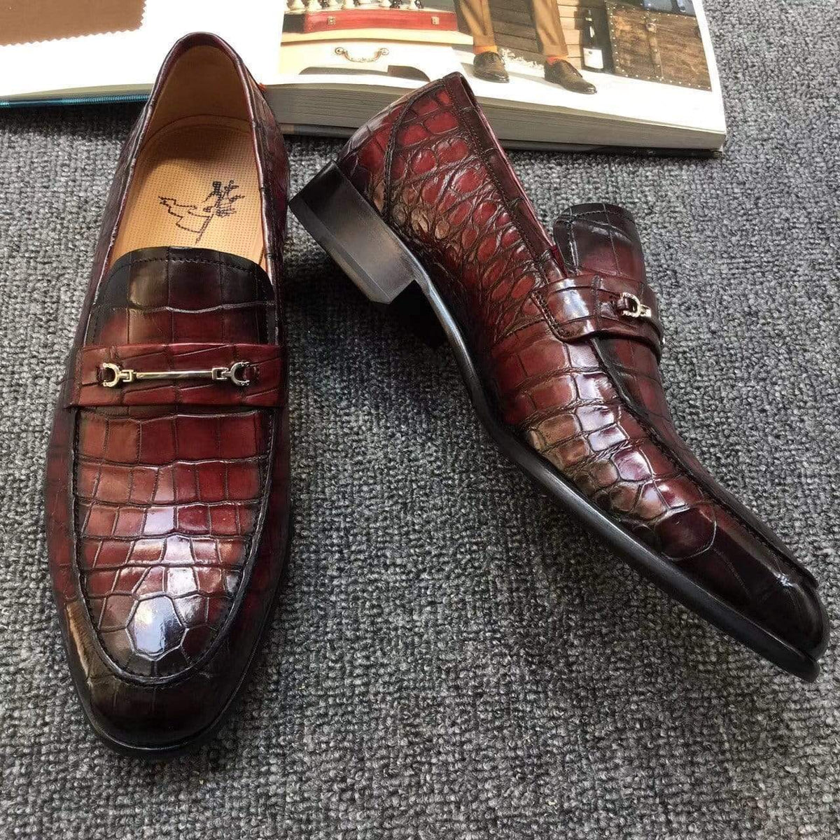 alt
Scarpe in coccodrillo Scarpe in vera pelle di pancia di coccodrillo Mocassini da uomo Scarpe slip-on da guida Ballerine casual con dettaglio brogue (Tuscania)