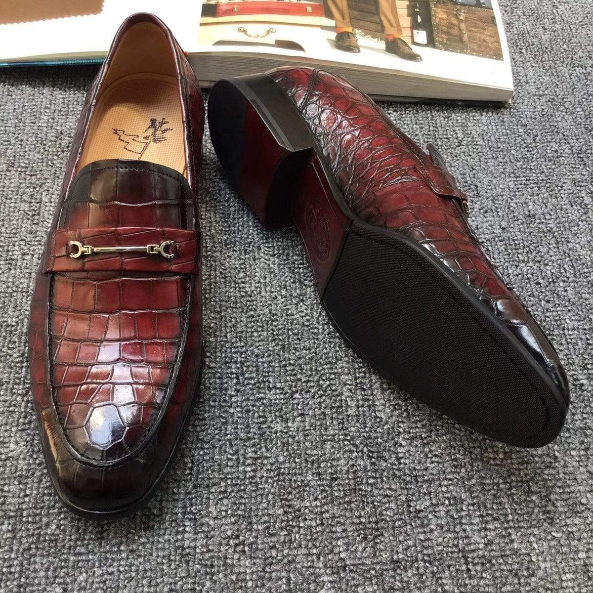 alt
Scarpe in vero cuoio di ventre di coccodrillo, mocassini da uomo slip-on per guida, scarpe casual basse con dettaglio brogue (Tuscania)