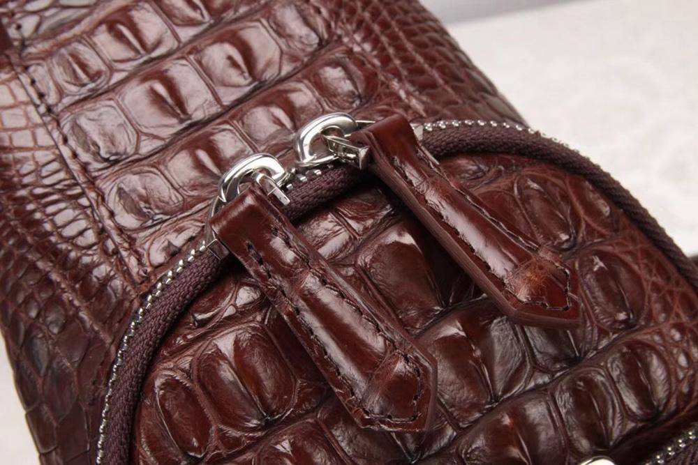 Genuine Crocodile Leather Chest Bag,Men Crossbody Sling Backpack Outdoor Shoulder Travel One Shoulder Daypack