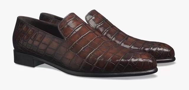 Scarpe mocassini penny da uomo in pelle di vero coccodrillo, slip-on casual eleganti marrone vintage